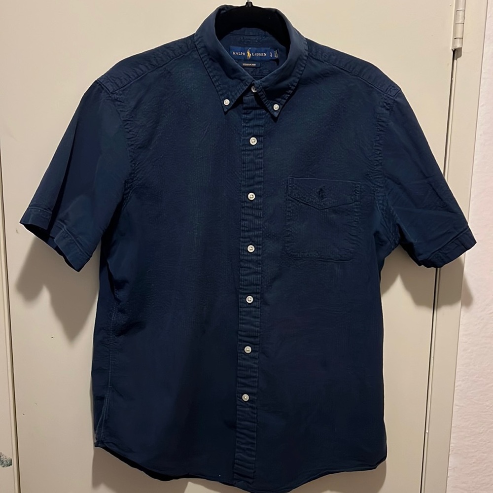 Large, Ralph Lauren button up short sleeve shirt.